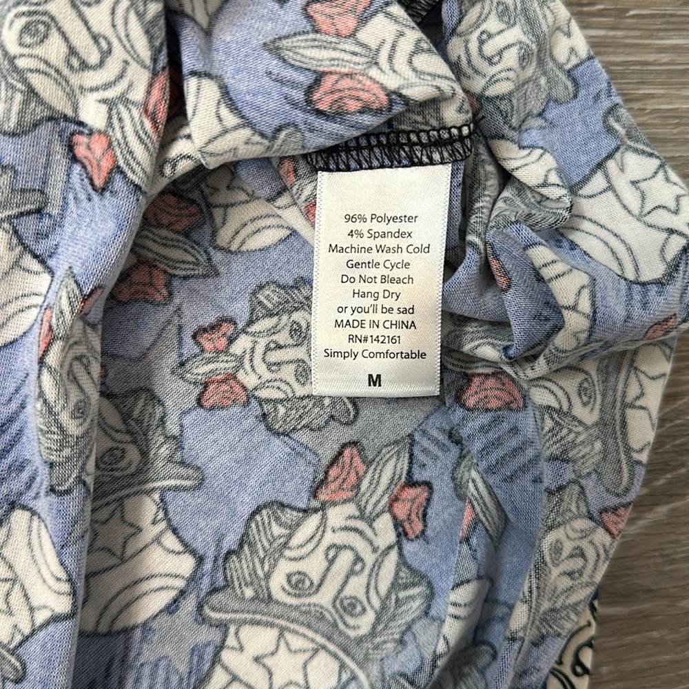 Lularoe Randy tee - Picture 4 of 4